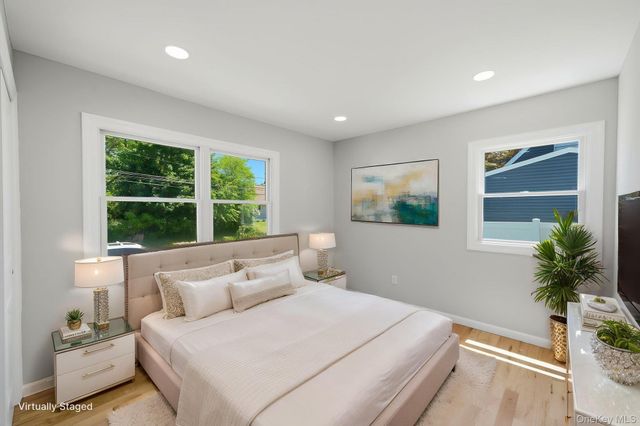 14 Reizen Avenue, Centereach, NY 11720