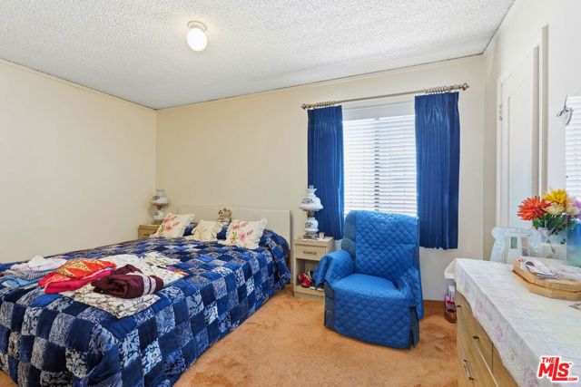7819 Dalton Avenue, Los Angeles, CA 90047
