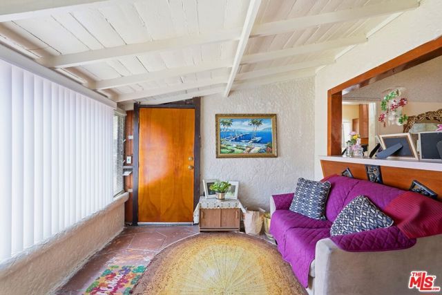 7819 Dalton Avenue, Los Angeles, CA 90047