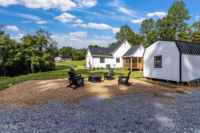 1216 Upland Avenue, Greeneville, TN 37743