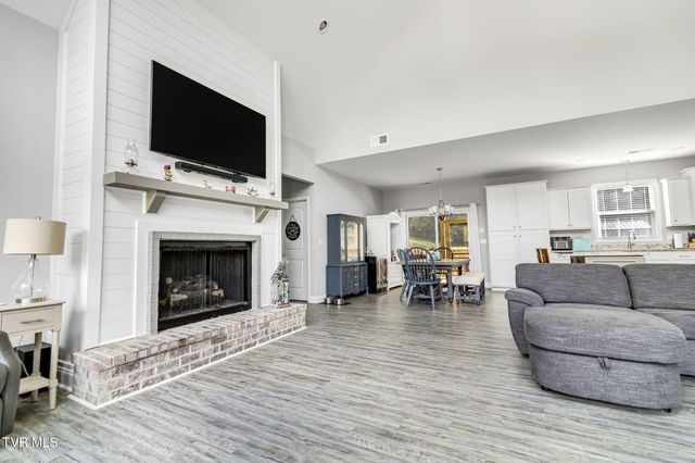 1216 Upland Avenue, Greeneville, TN 37743