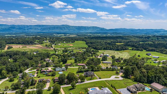 1216 Upland Avenue, Greeneville, TN 37743