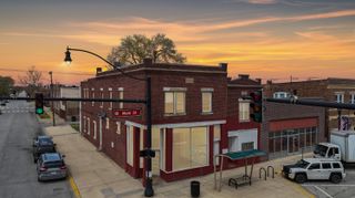 3834 Main Street, East Chicago, IN 46312