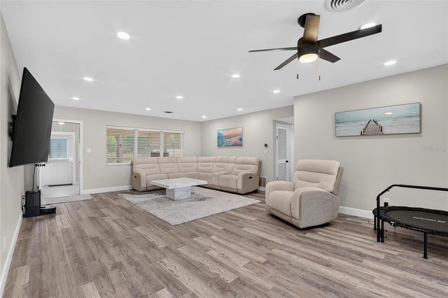 1974 SOUTHVIEW ROAD, Largo, FL 33770