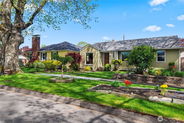 1332 22nd Avenue, Longview, WA 98632