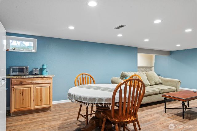 1332 22nd Avenue, Longview, WA 98632