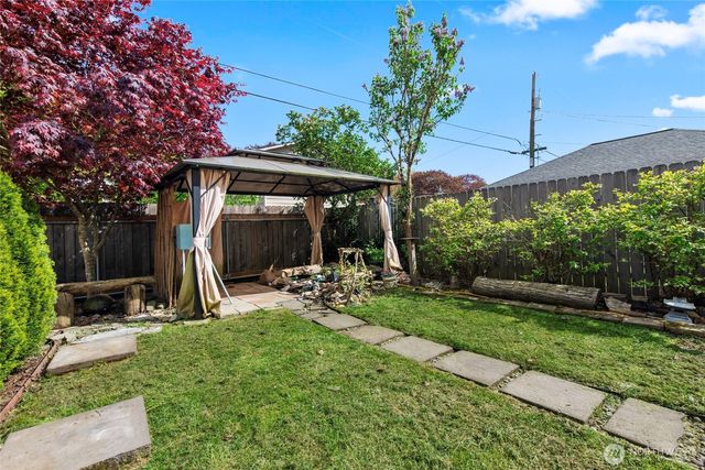 1332 22nd Avenue, Longview, WA 98632