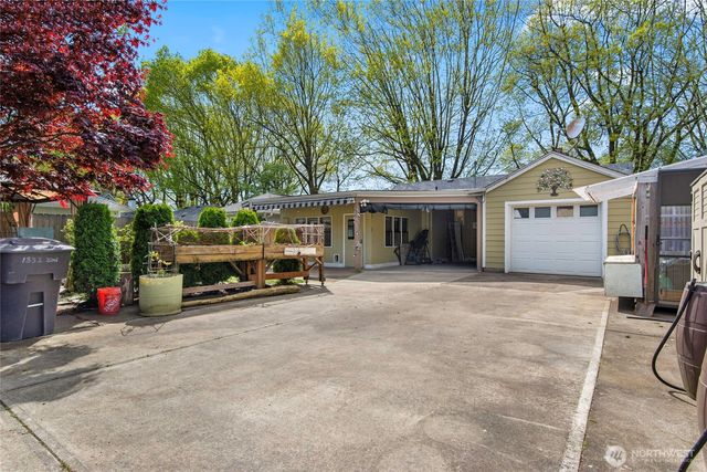 1332 22nd Avenue, Longview, WA 98632