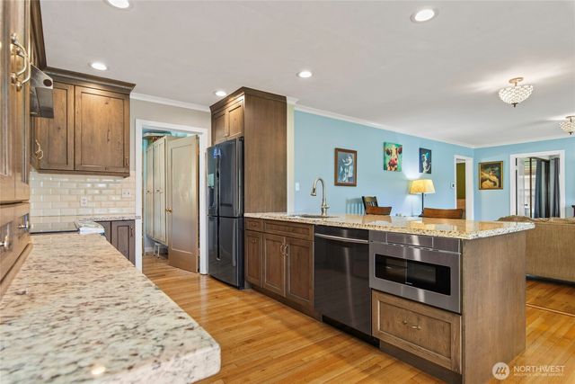 1332 22nd Avenue, Longview, WA 98632
