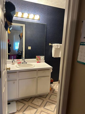 201 Turf Court, Frankfort, KY 40601