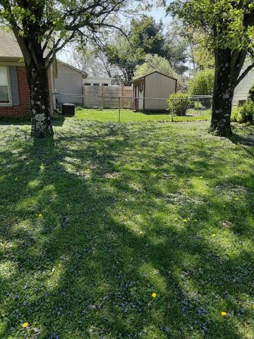 201 Turf Court, Frankfort, KY 40601