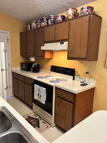 201 Turf Court, Frankfort, KY 40601