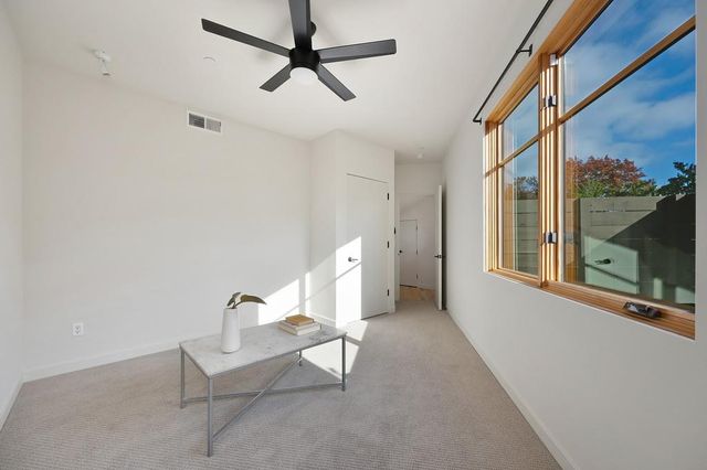 2730 Victorian Aly, Sacramento, CA 95818