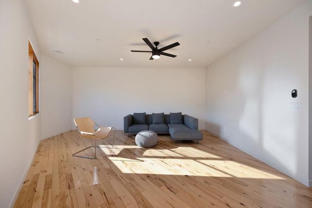 2730 Victorian Aly, Sacramento, CA 95818