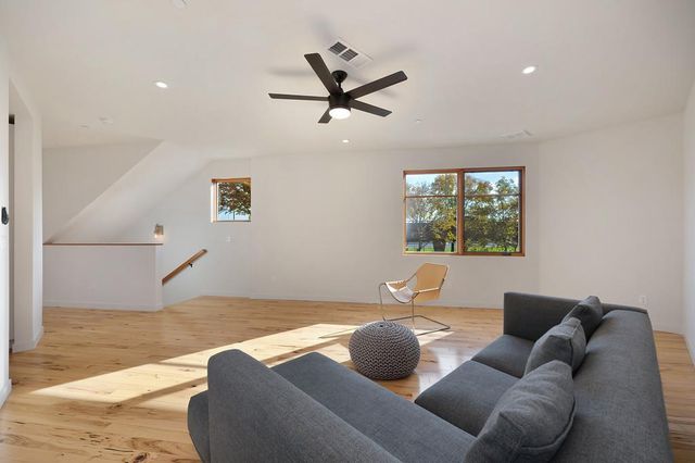 2730 Victorian Aly, Sacramento, CA 95818