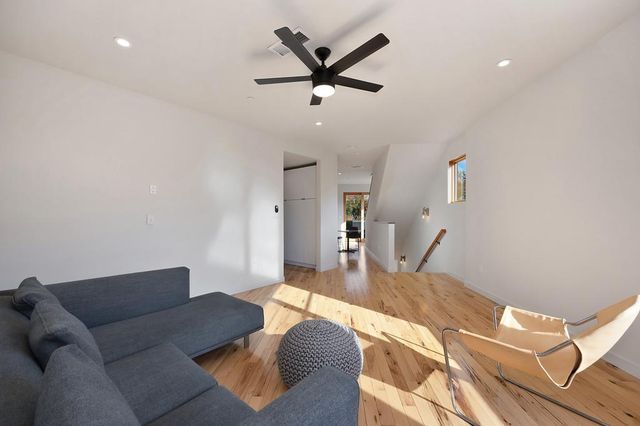 2730 Victorian Aly, Sacramento, CA 95818