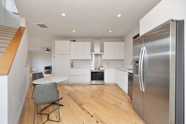 2730 Victorian Aly, Sacramento, CA 95818