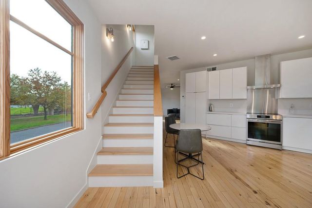 2730 Victorian Aly, Sacramento, CA 95818