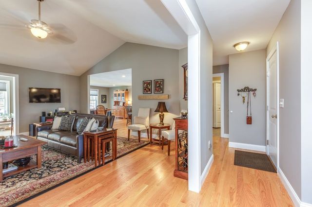 66 Pineview Drive, Candia, NH 03034