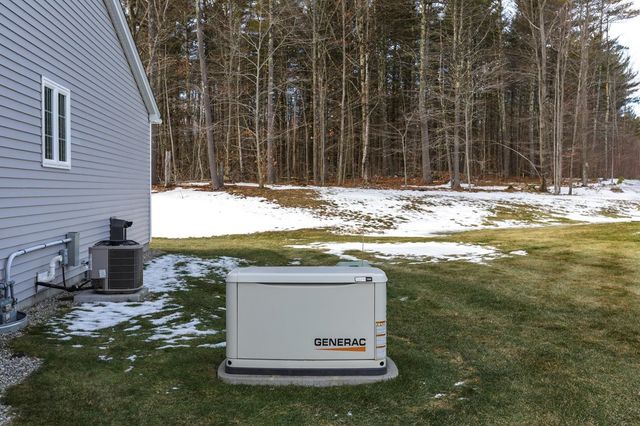 66 Pineview Drive, Candia, NH 03034