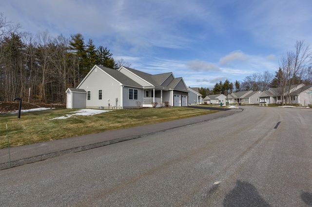 66 Pineview Drive, Candia, NH 03034