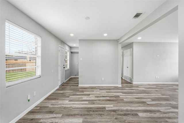 6129 Singing Hills Drive, Dallas, TX 75241