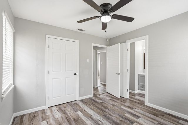 6129 Singing Hills Drive, Dallas, TX 75241