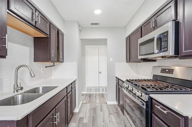 6129 Singing Hills Drive, Dallas, TX 75241