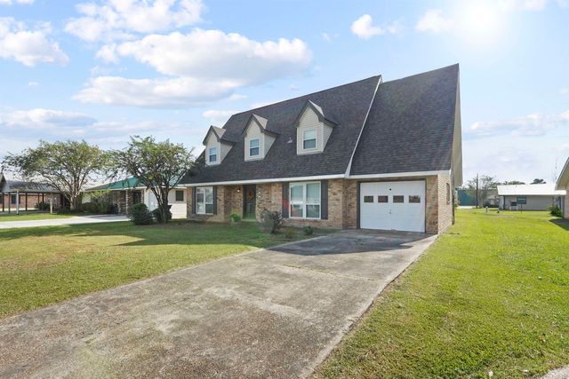 222 Guidry St, Bourg, LA 70343