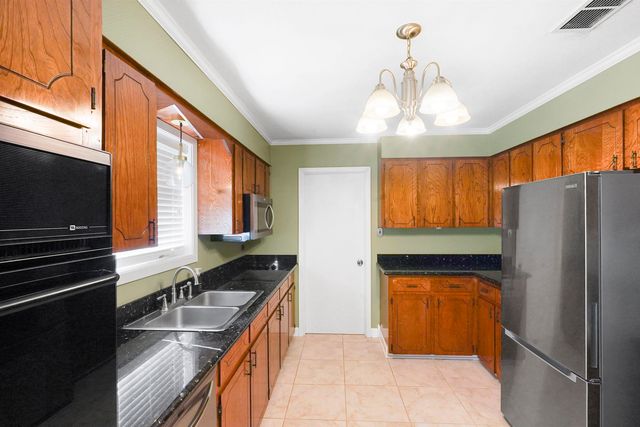 222 Guidry St, Bourg, LA 70343