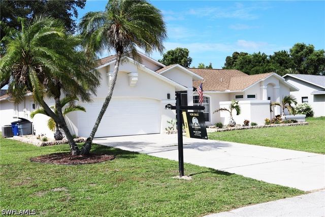 9910 Laketree CT, Fort Myers, FL 33967