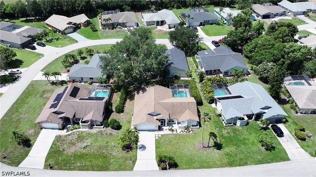 9910 Laketree CT, Fort Myers, FL 33967