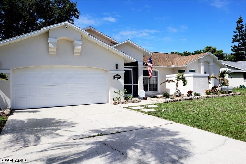 9910 Laketree CT, Fort Myers, FL 33967