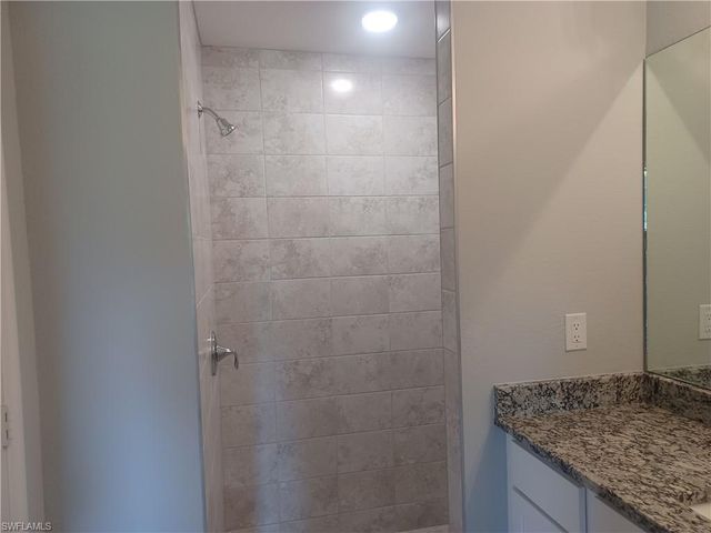 417 SW 26th AVE, Cape Coral, FL 33991