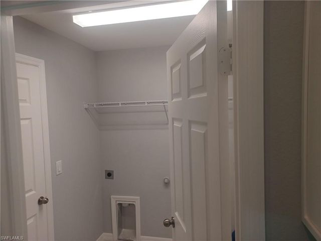 417 SW 26th AVE, Cape Coral, FL 33991