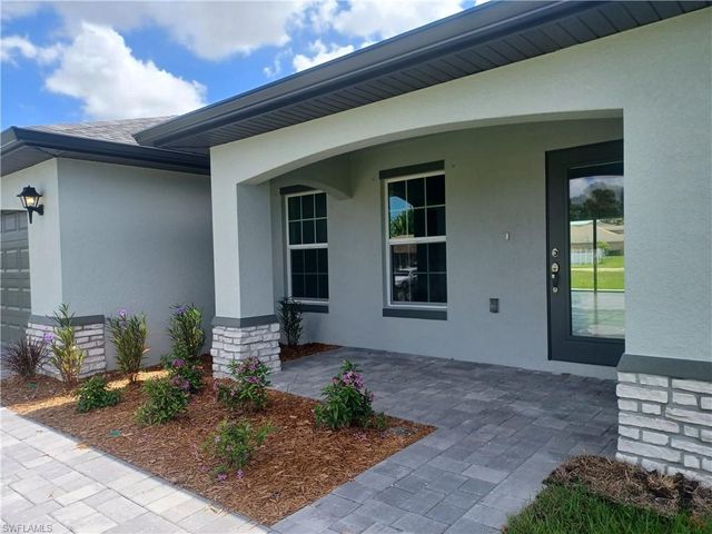417 SW 26th AVE, Cape Coral, FL 33991