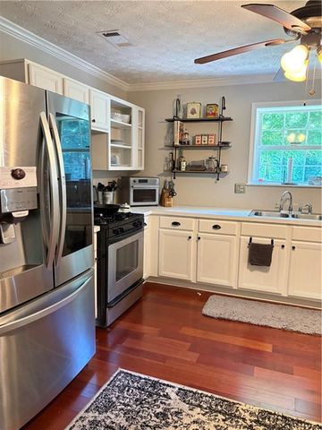 5376 Under Way, Sugar Hill, GA 30518