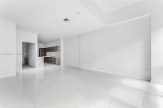 851 NE 1st Ave 505, Miami, FL 33132