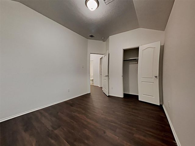 2567 Riverway Drive, Conroe, TX 77304