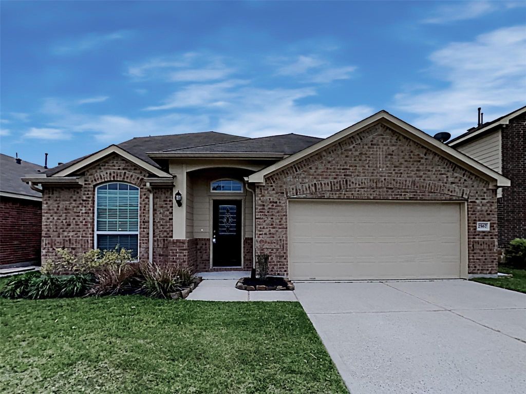 2567 Riverway Drive, Conroe, TX 77304