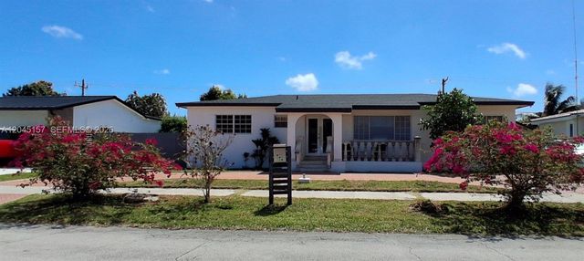 8240 SW 38th St, Miami, FL 33155