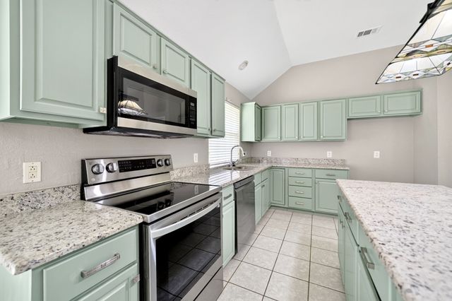 2713 Planetree Drive, Rowlett, TX 75089