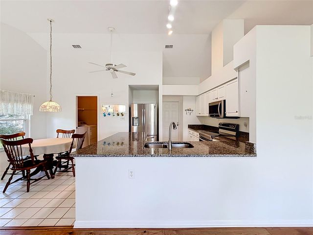 25106 MERIWEATHER ROAD, Leesburg, FL 34748