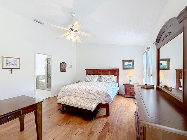 25106 MERIWEATHER ROAD, Leesburg, FL 34748