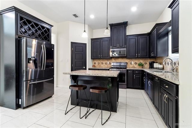 4805 Galilea Street, Edinburg, TX 78542