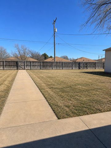 906 N FAIRMONT Street, Amarillo, TX 79106