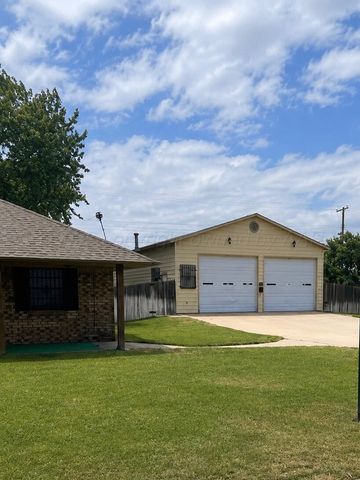 906 N FAIRMONT Street, Amarillo, TX 79106
