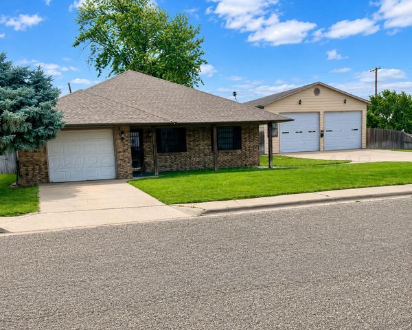 906 N FAIRMONT Street, Amarillo, TX 79106