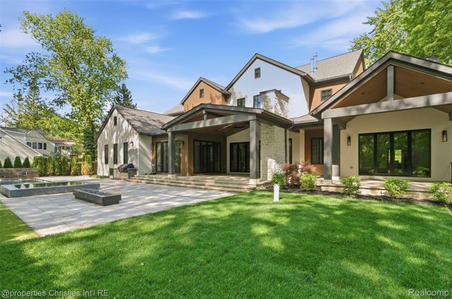 1551 LAKESIDE Drive, Birmingham, MI 48009
