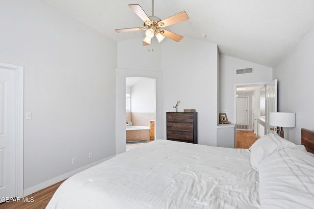 252 BARNSWORTH Court, El Paso, TX 79932